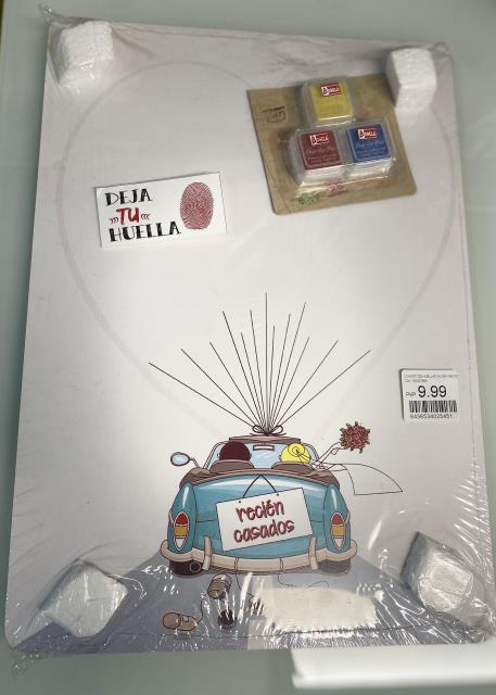 CUADRO DE HUELLAS GLOBO RECIEN CASADOS
